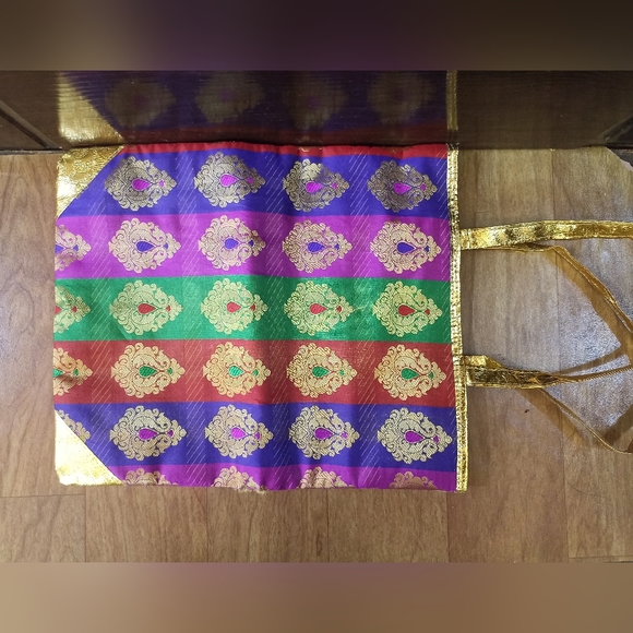 Rajasthani Handbags - Handmade Rajasthani hand bag(14×12 inches)